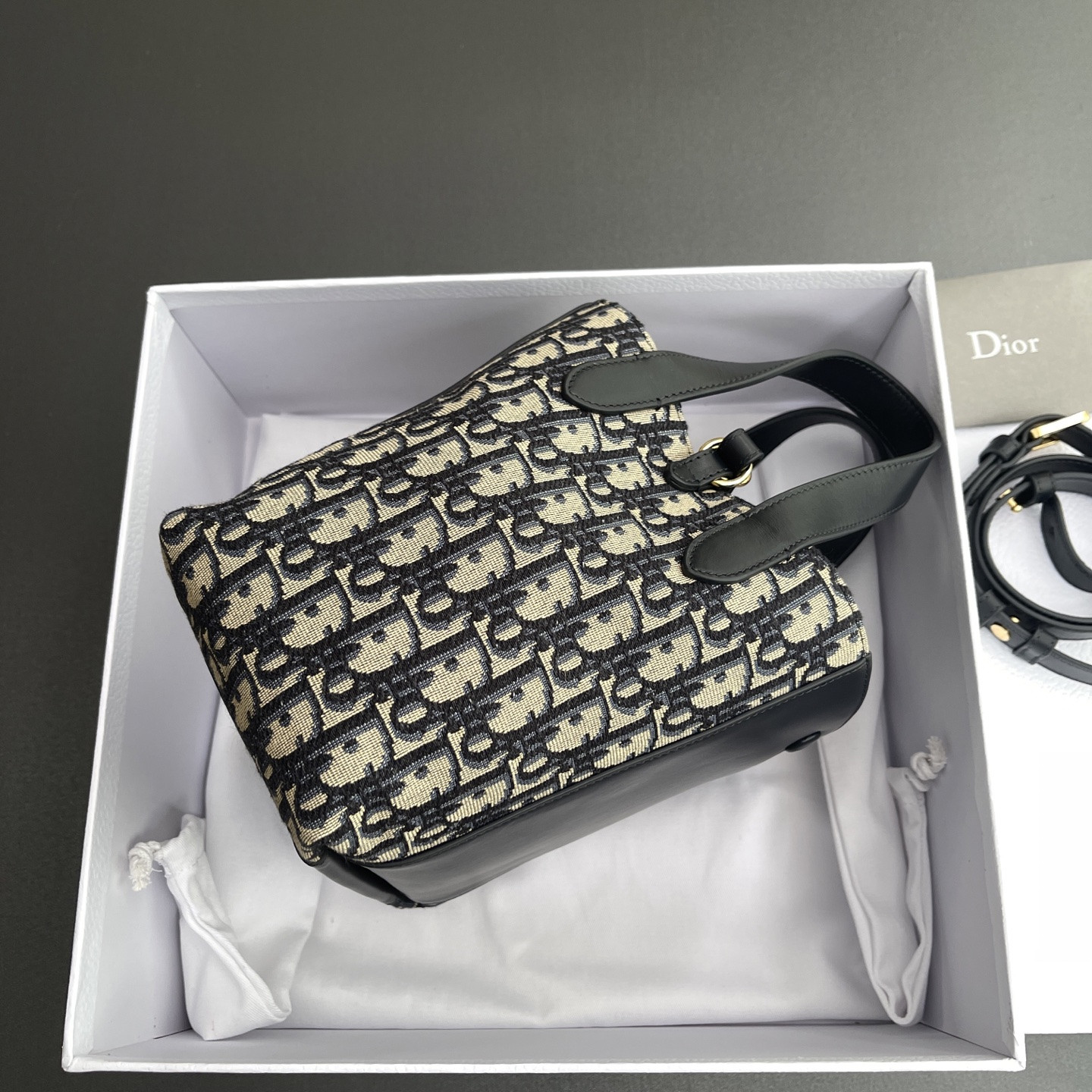 Dior Small Signature Bucket Bag 21x19x11cm