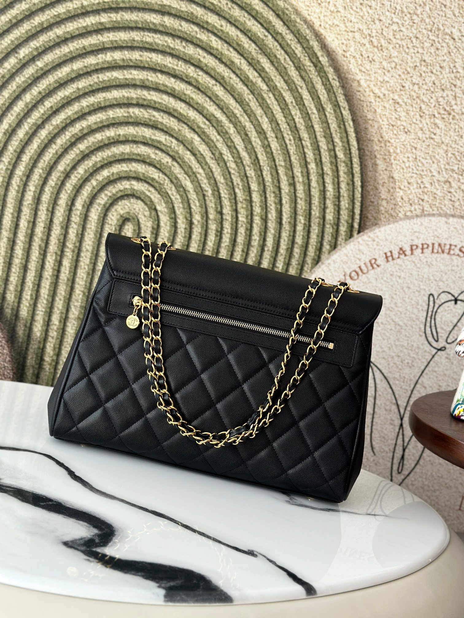 Chanel shoulder chain bag 33x11x23cm