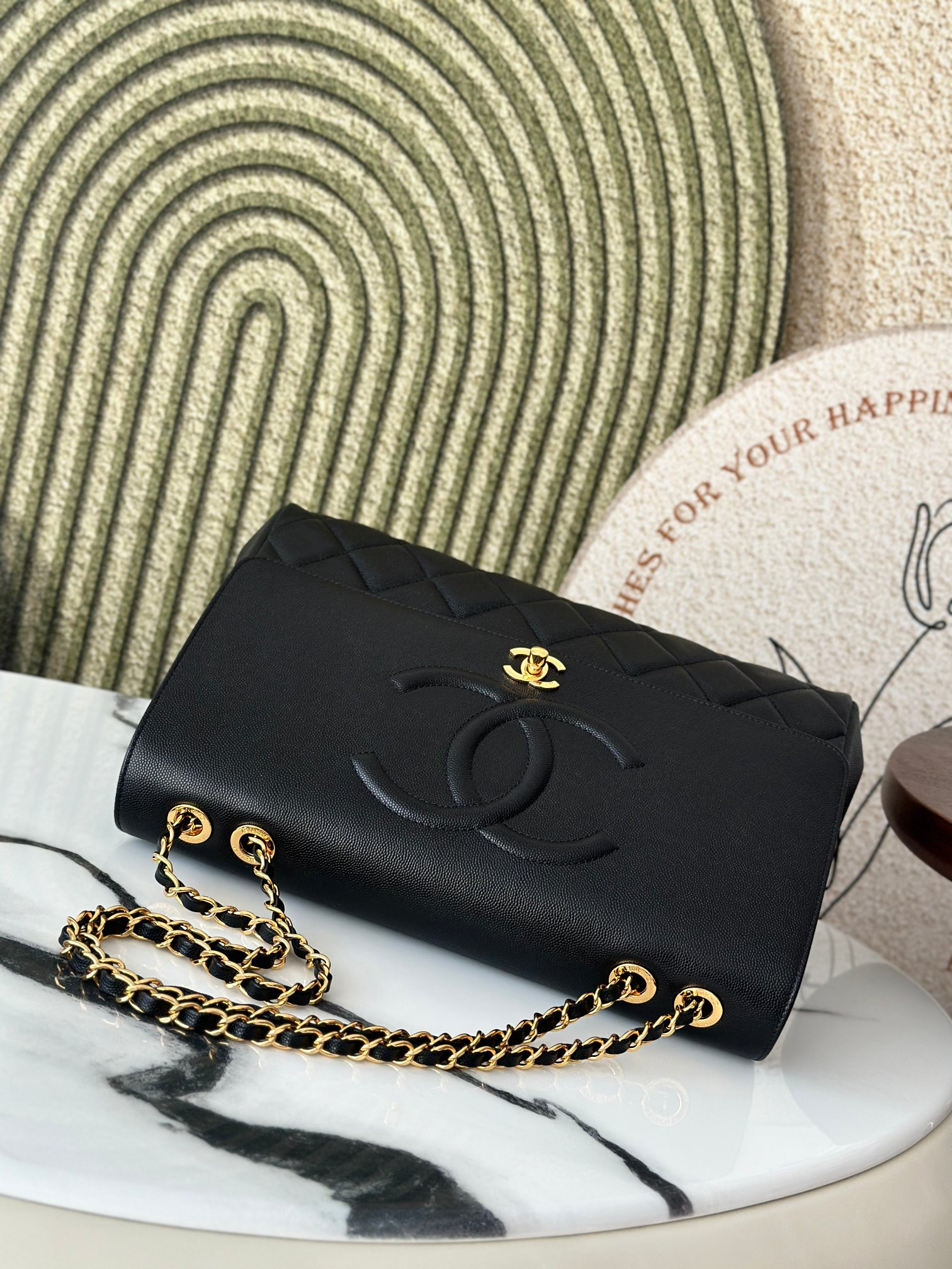 Chanel shoulder chain bag 33x11x23cm