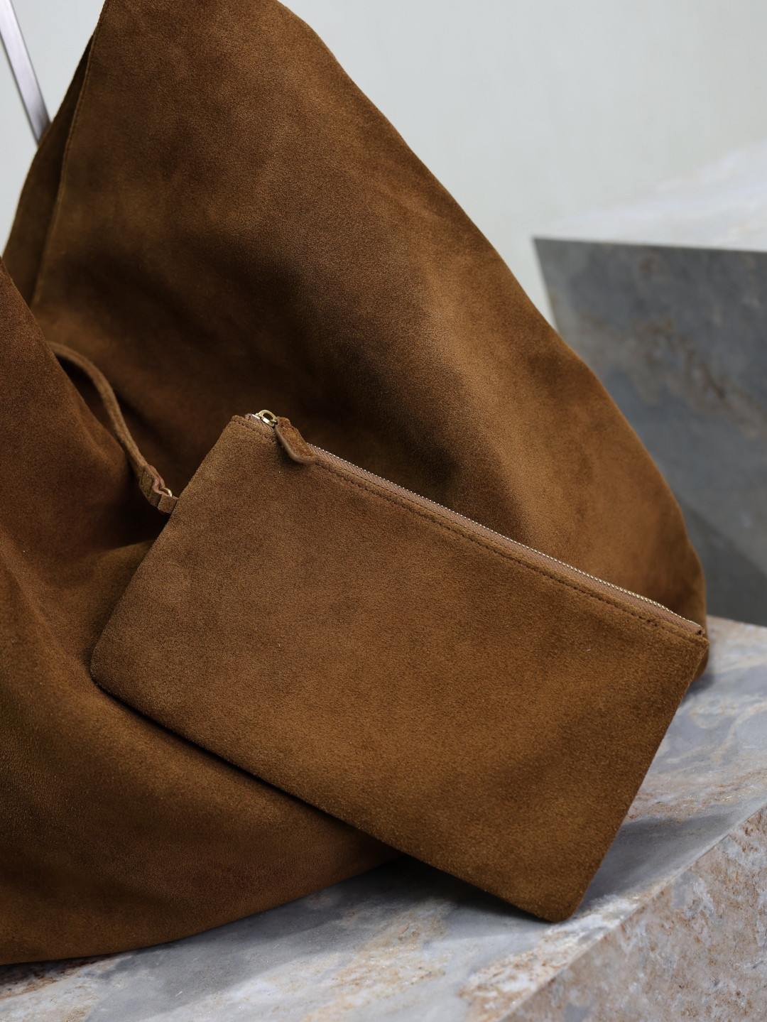 YSL Amalia (suede) 42x50x1cm