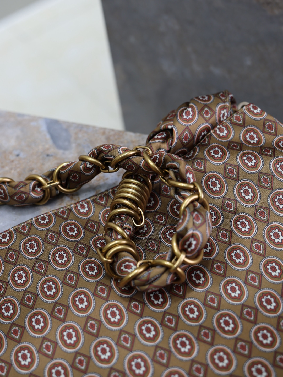 YSL Amalia (Jacquard) 42x50x1cm