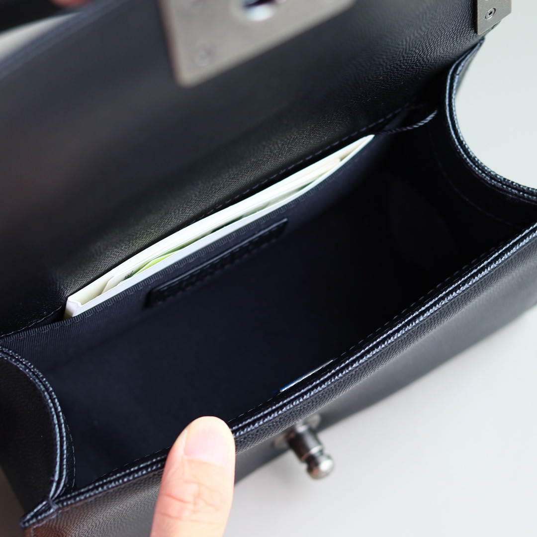 CHANEL Small BOY Handbag A67085 12x20.5x8.5cm