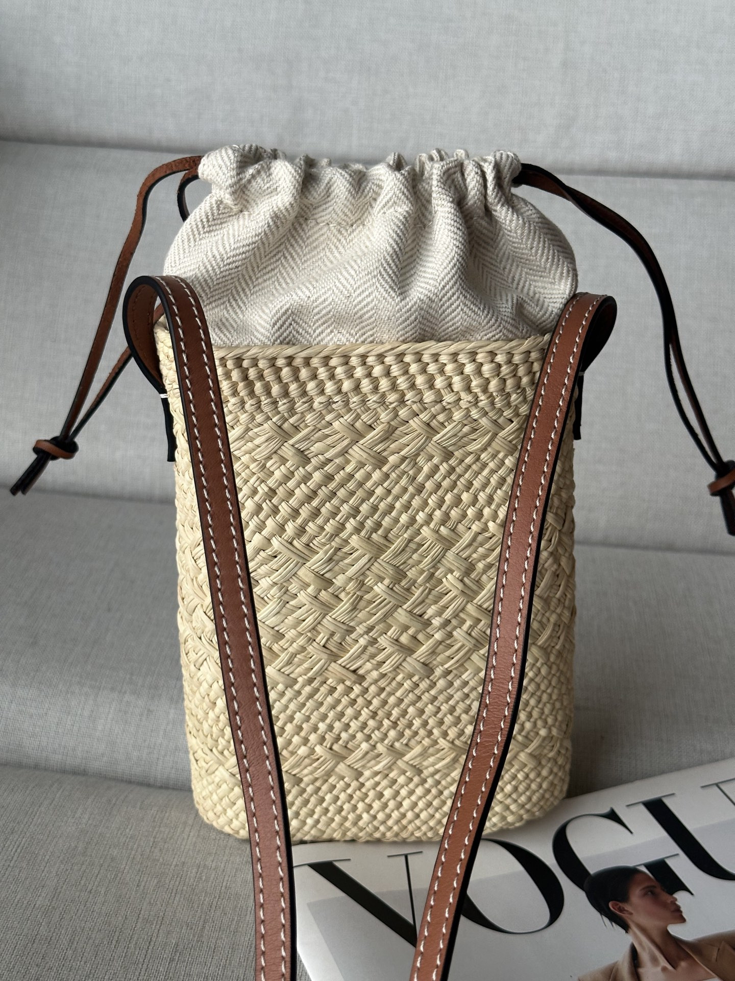 Loewe Square pocket in iraca palm and calfskin 22.5x14x6cm