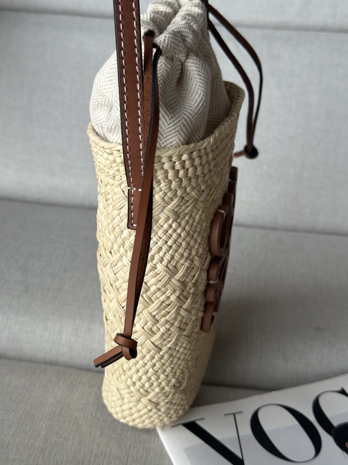 Loewe Square pocket in iraca palm and calfskin 22.5x14x6cm