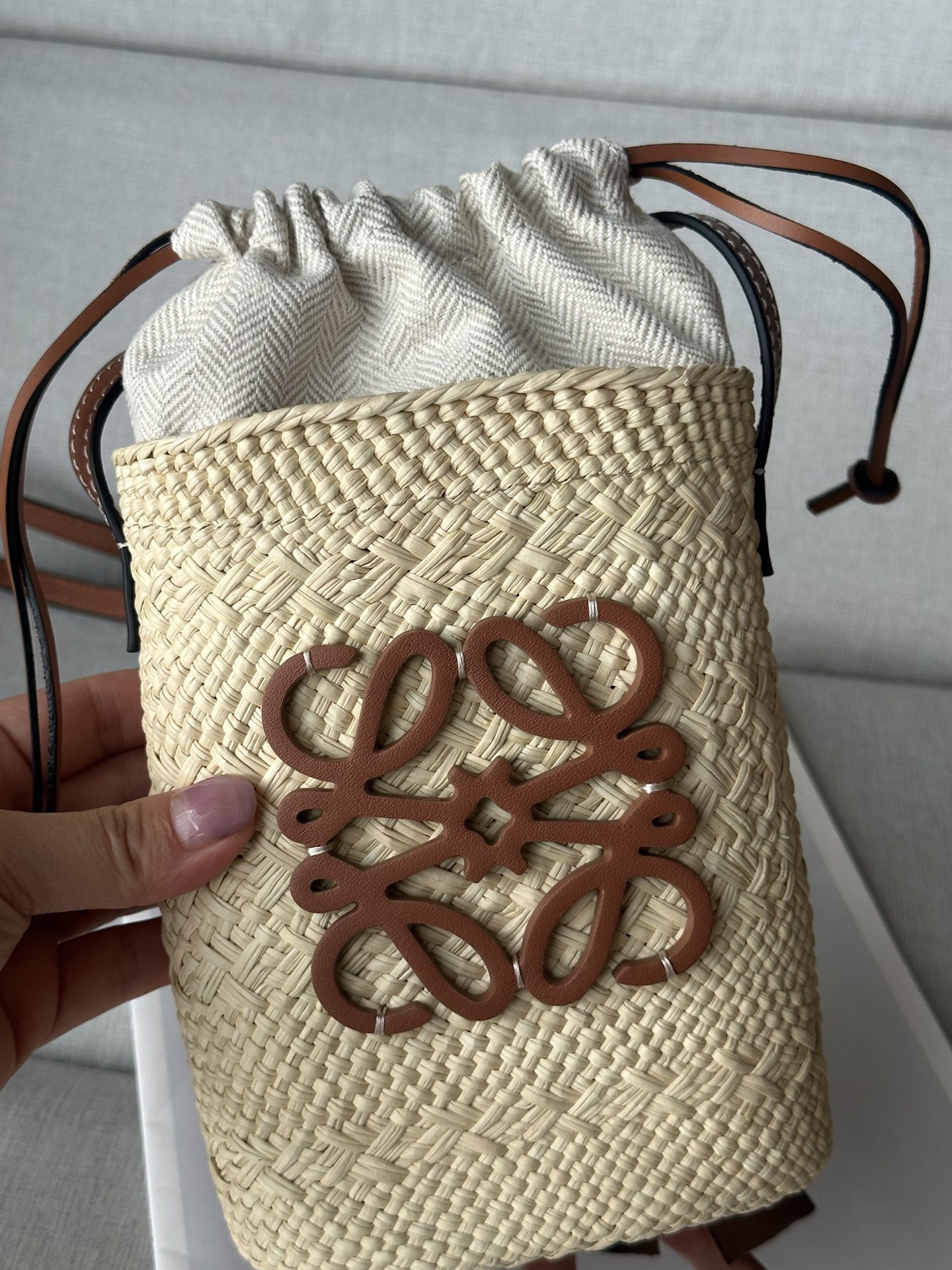 Loewe Square pocket in iraca palm and calfskin 22.5x14x6cm