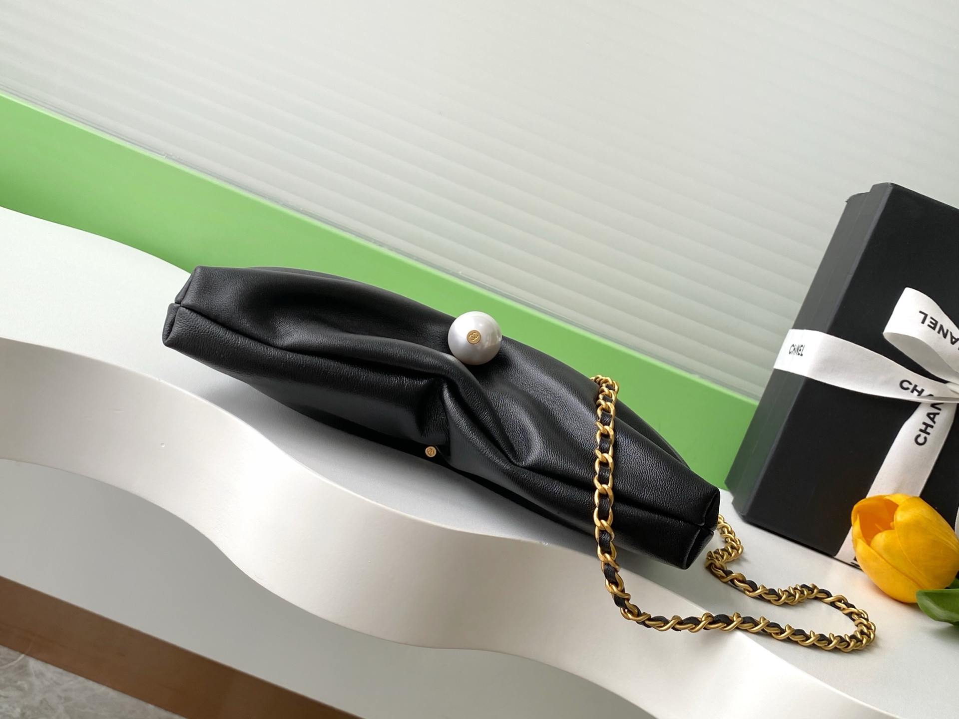 Chanel Clutch with Chain 14x24x5cm