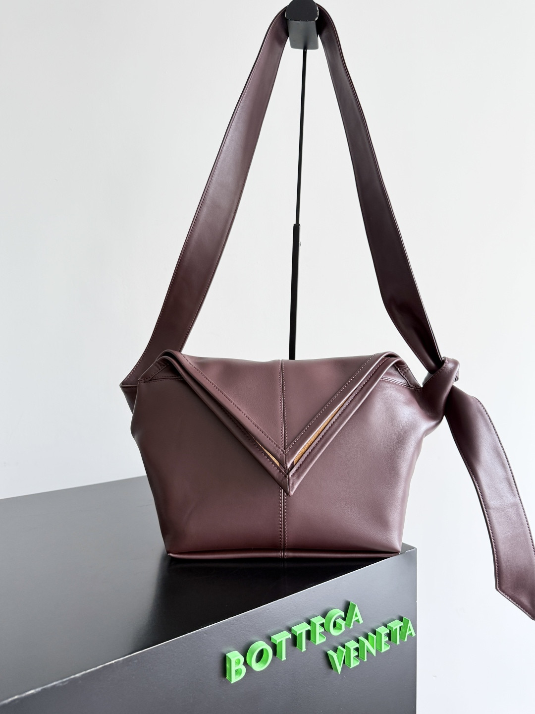 Bottega Veneta Small Sawyer 25x17x12cm