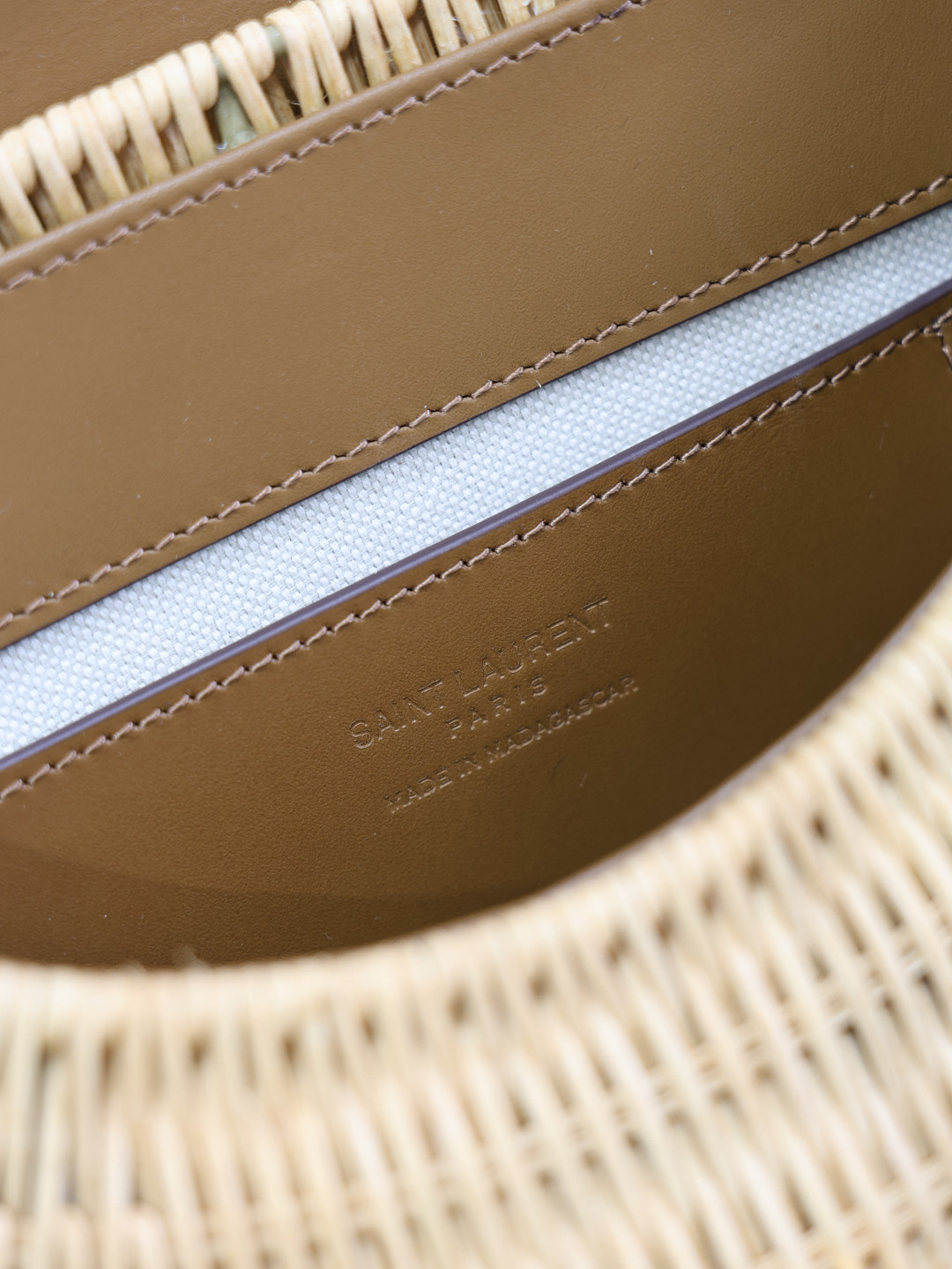 YSL Mini VOLTAIRE top handle bag in osier 20x22x7.5cm