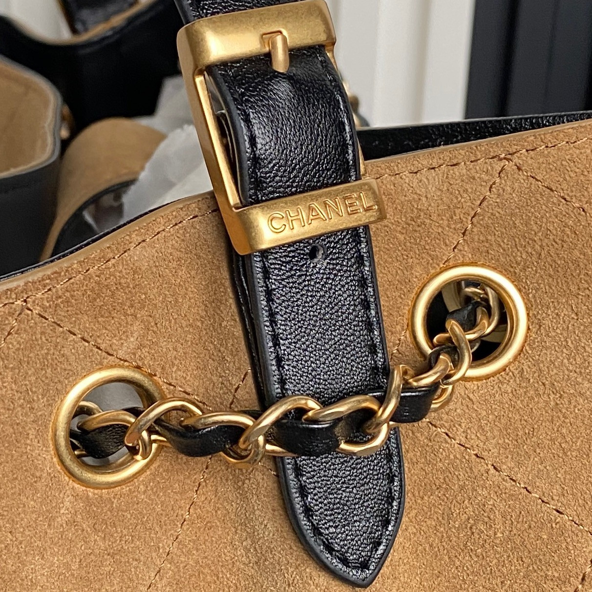 Chanel Small Shopping Bag AS5634 24x36x14cm