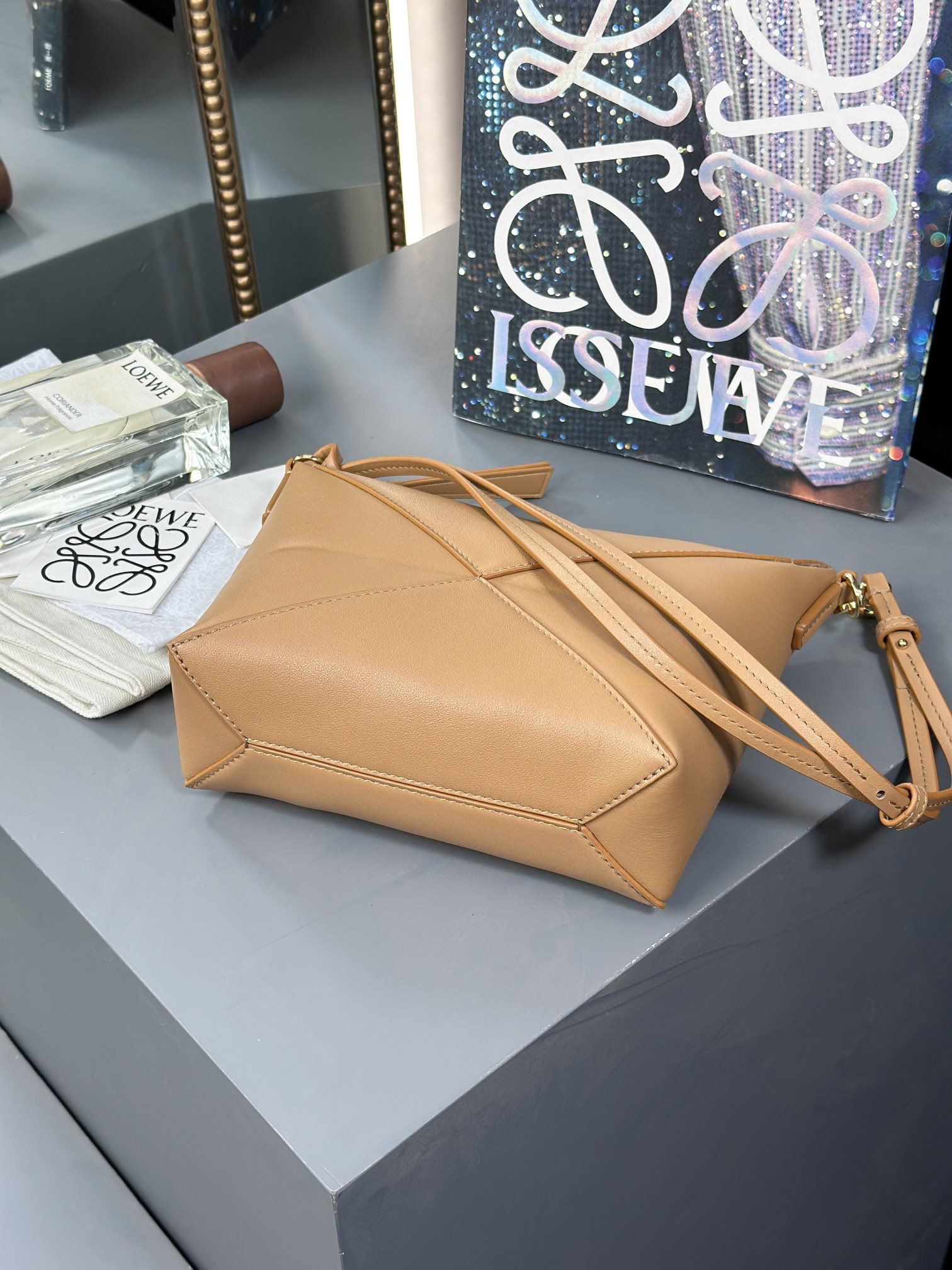 Loewe Puzzle Fold pouch in shiny nappa calfskin 15.5x23x6.5cm