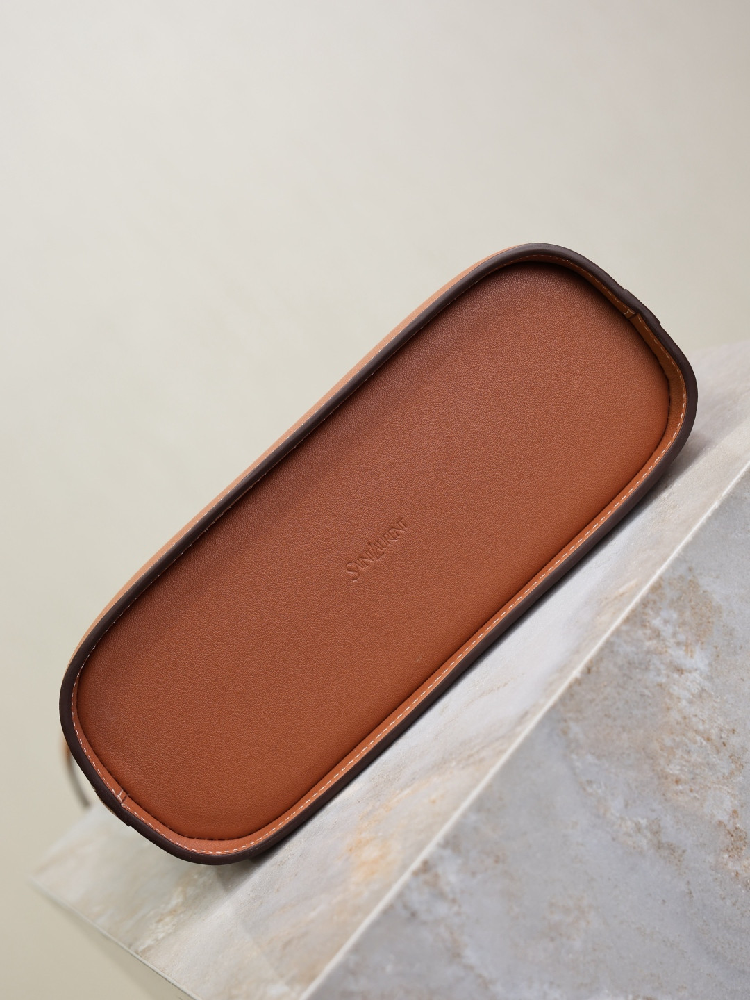 YSL Y small bucket in leather 23x29.5x3-8.5cm