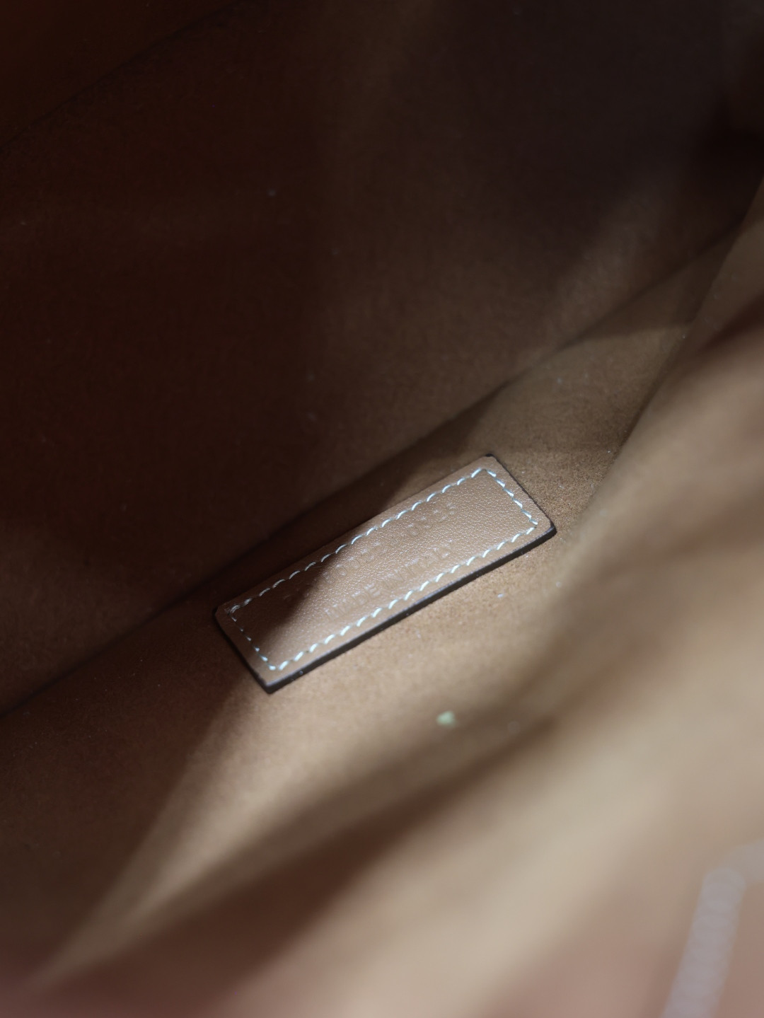 YSL Y small bucket in leather 23x29.5x3-8.5cm