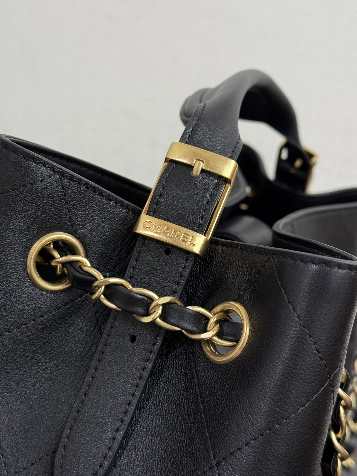 Chanel Small Shopping Bag AS5634 24x36x14cm