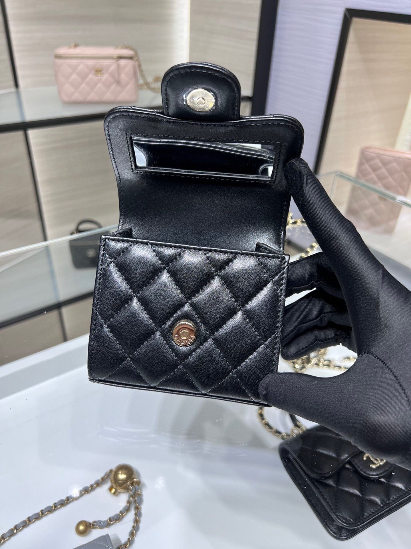 Chanel Clutch shoulder flap bag AP2682 11x11x4cm