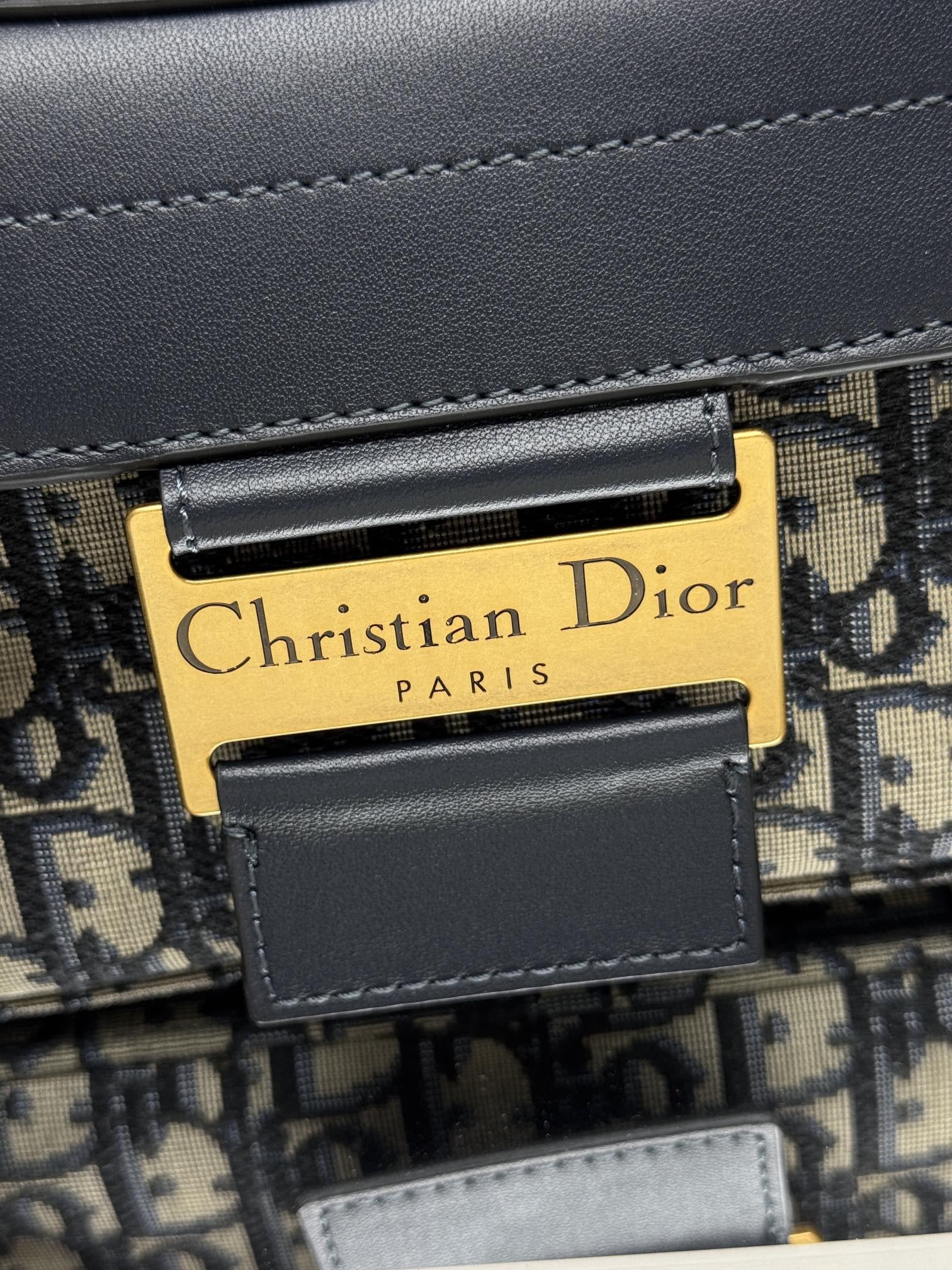 Dior Small Streetchic Bag 24x12.5x5cm