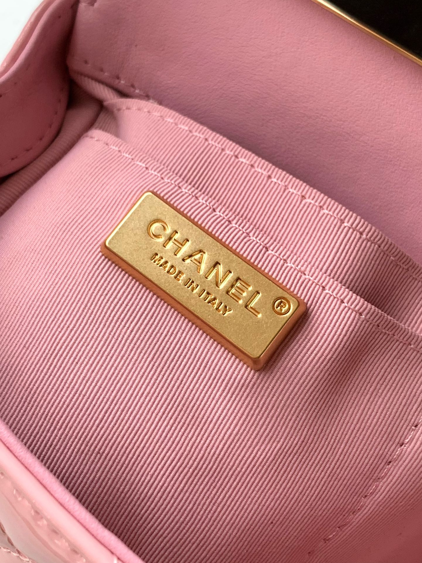 Chanel 25P Flap Handheld Evening Bag 10.5x18.5x8cm