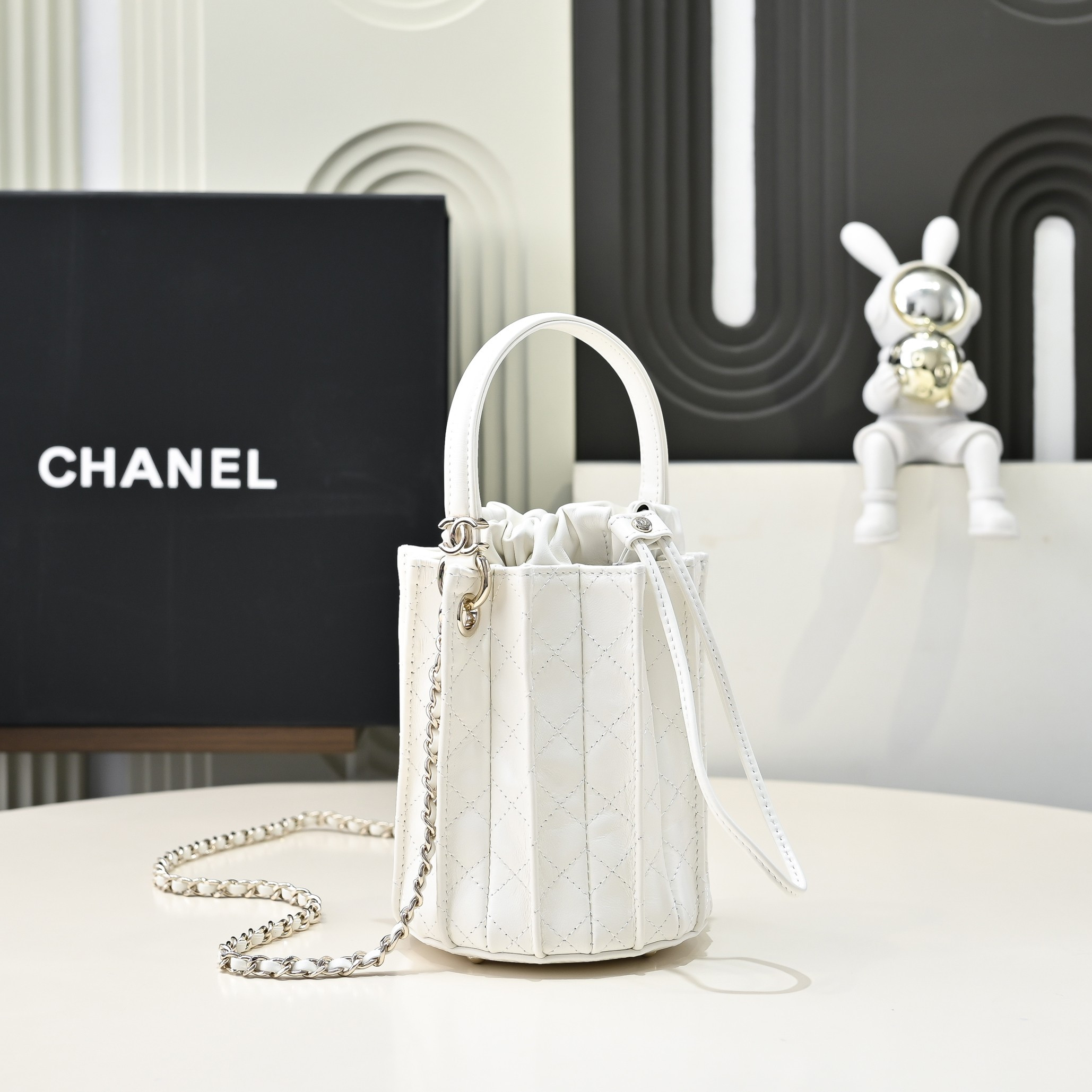 Chanel Mini Bucket Bag AS5486 15.2x14x14cm