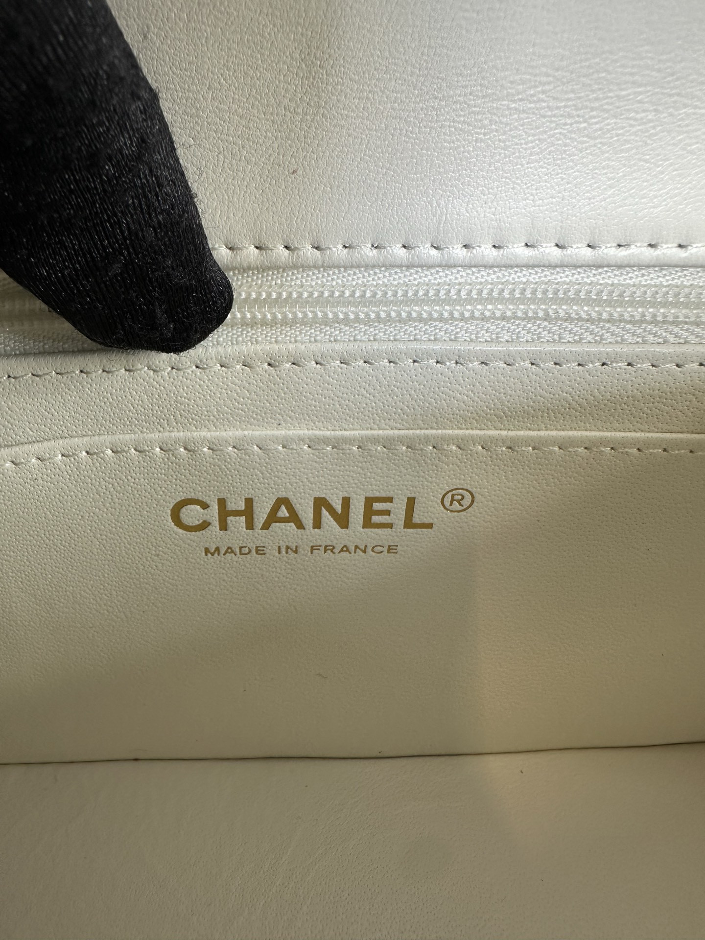 Chanel Mini Flap Bag 20x12x6cm