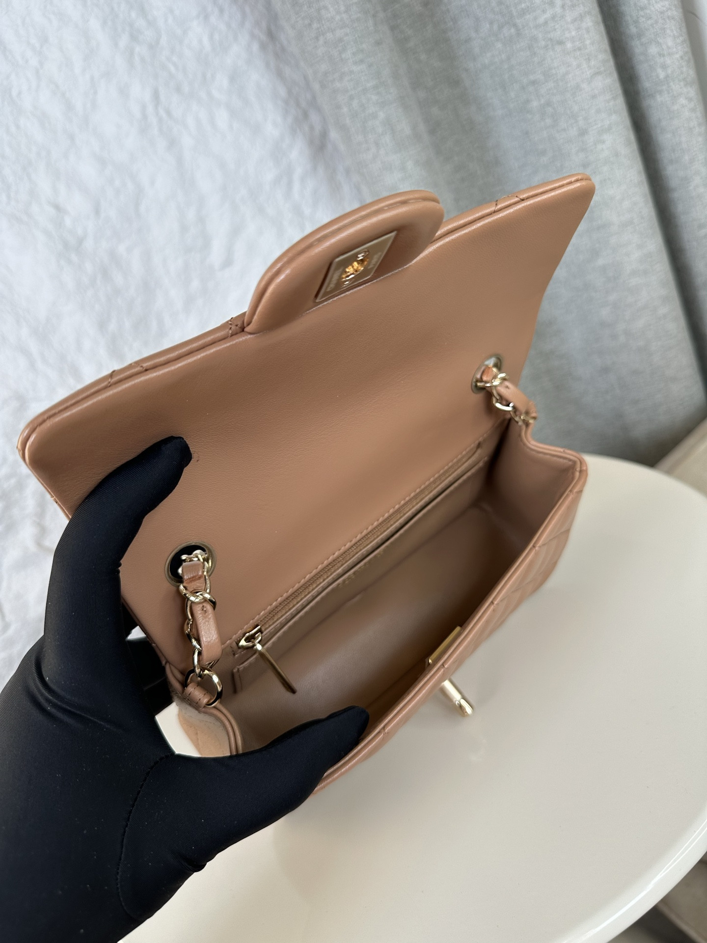 Chanel Mini Flap Bag 20x12x6cm