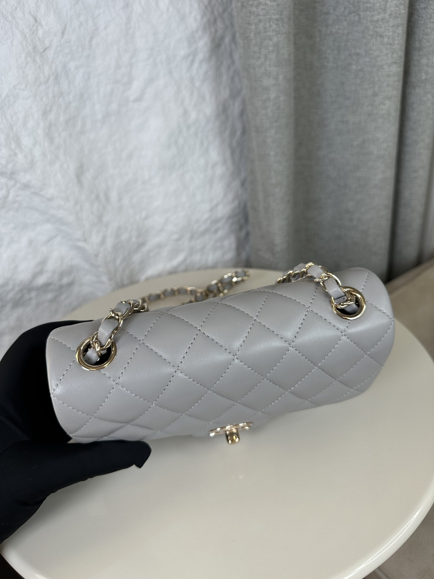 Chanel Mini Flap Bag 20x12x6cm