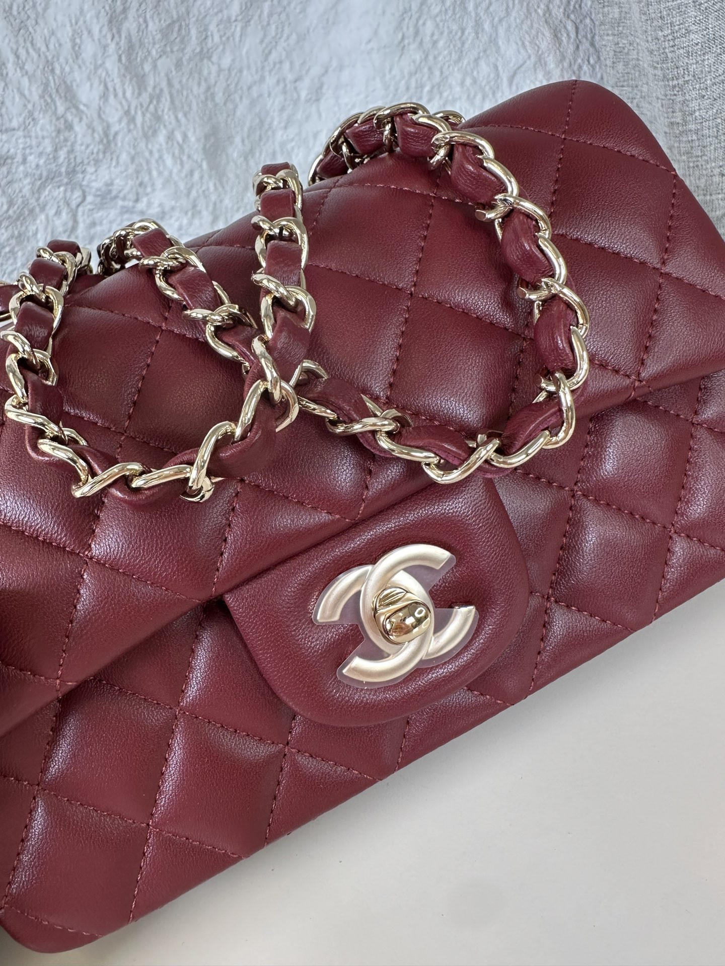 Chanel Mini Flap Bag 20x12x6cm