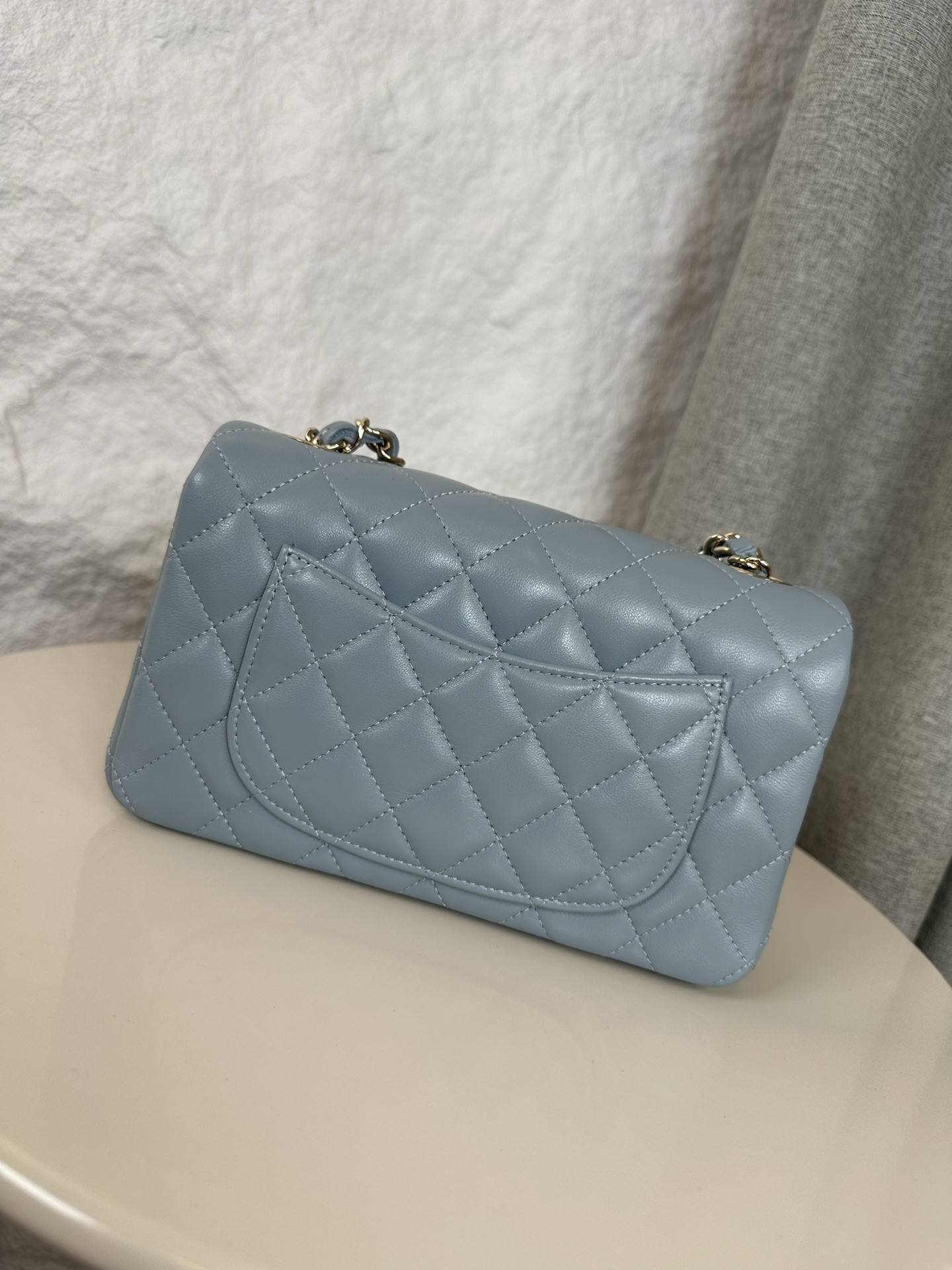 Chanel Mini Flap Bag 20x12x6cm