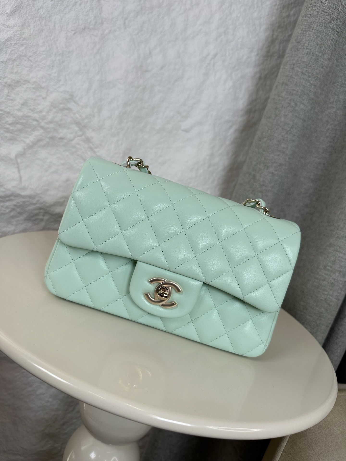 Chanel Mini Flap Bag 20x12x6cm
