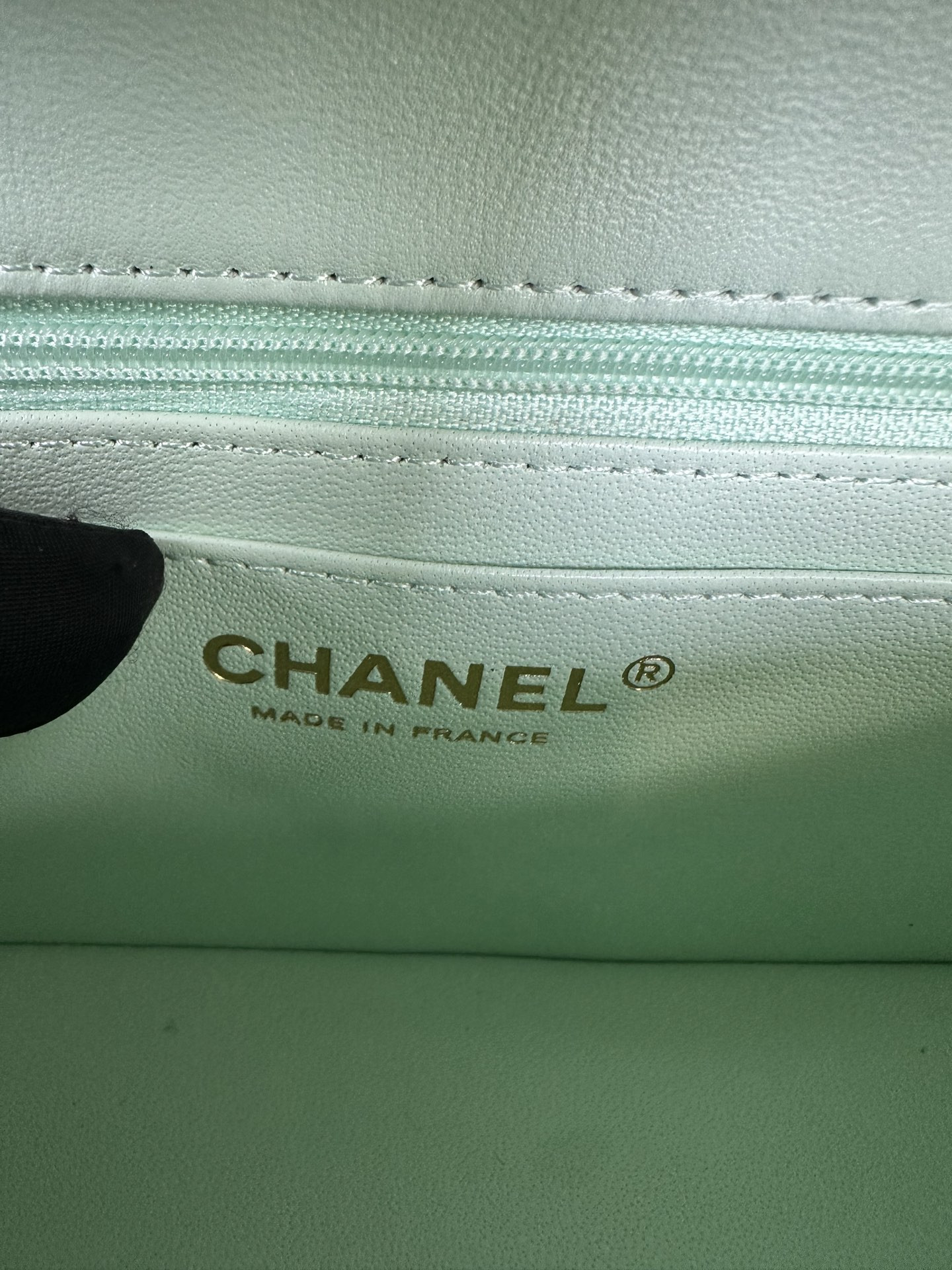 Chanel Mini Flap Bag 20x12x6cm