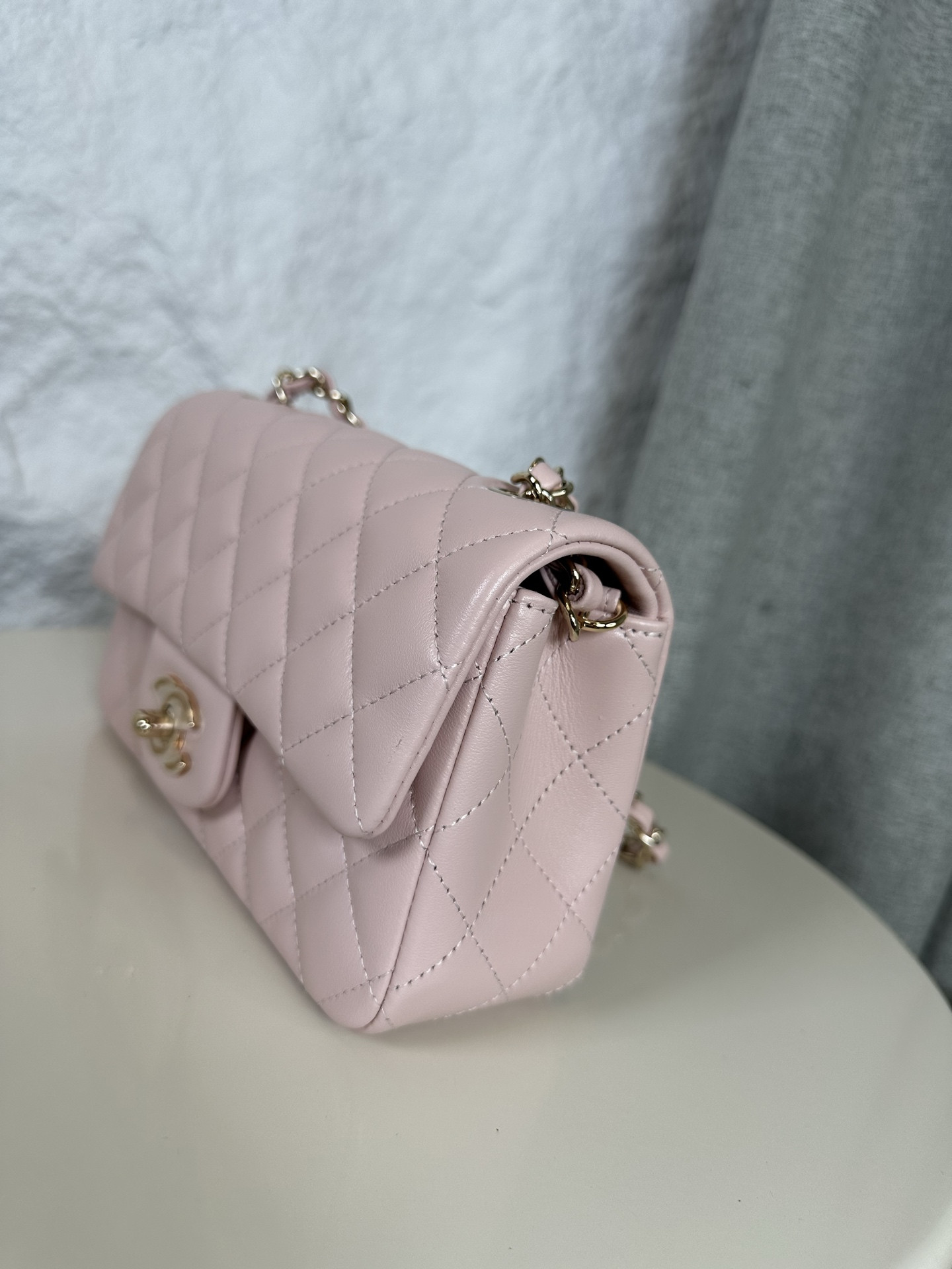 Chanel Mini Flap Bag 20x12x6cm