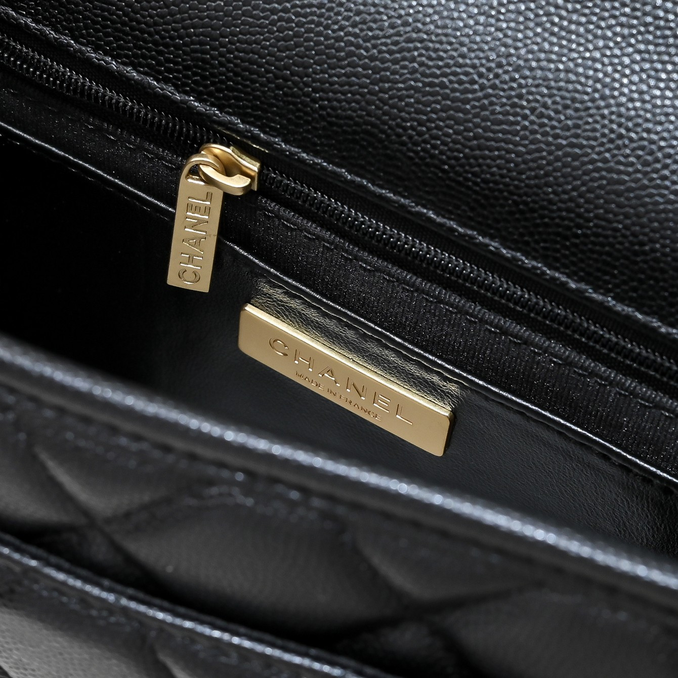 Chanel Backpack AS5715 19.5x22x7cm