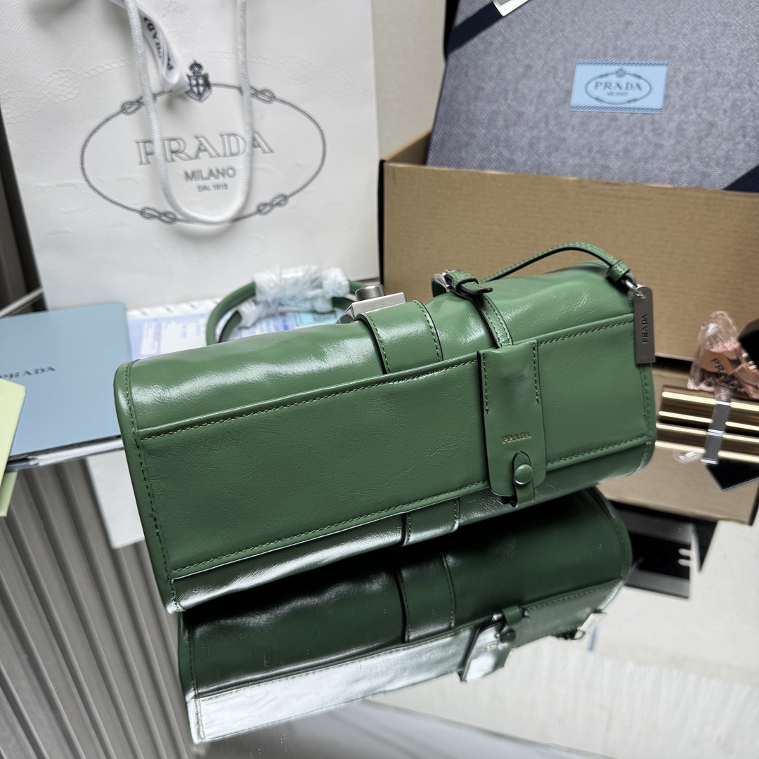 Prada Small Leather Tote Bag 18x26x12cm