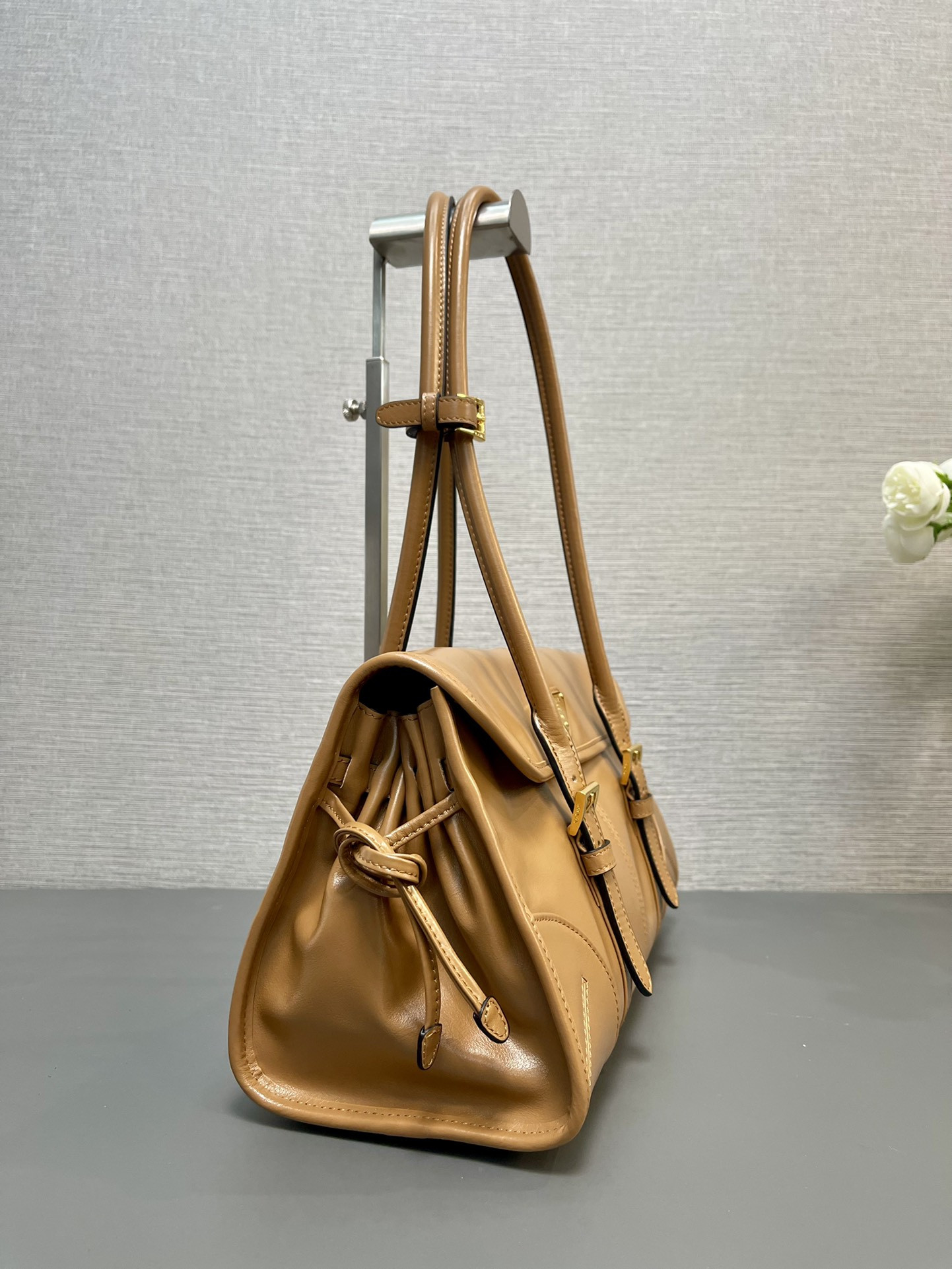 Prada Leather Shoulder Bag 31x15x12cm