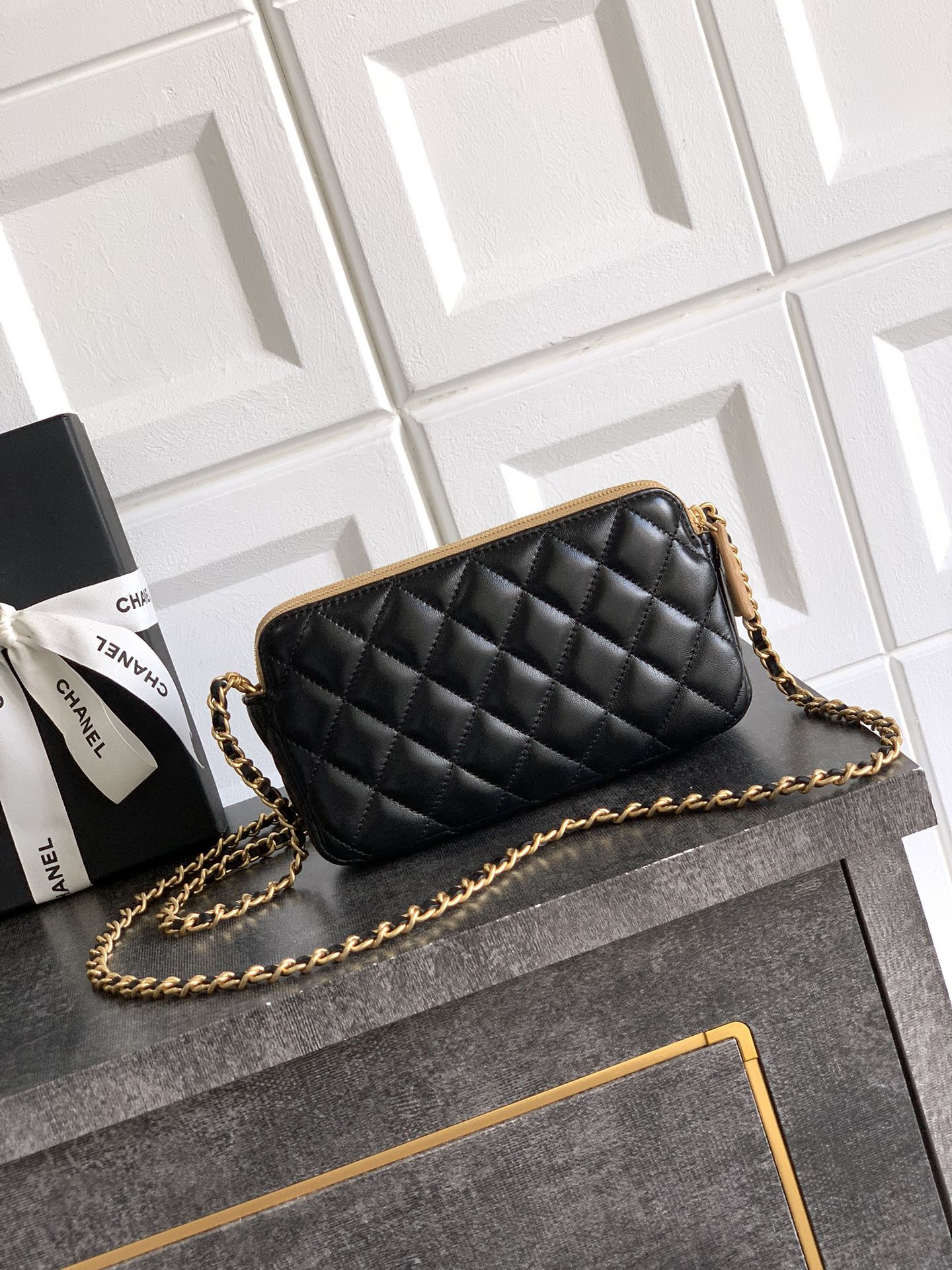 Chanel Zipped Phone Holder With Chain AP4743 10x18x3cm