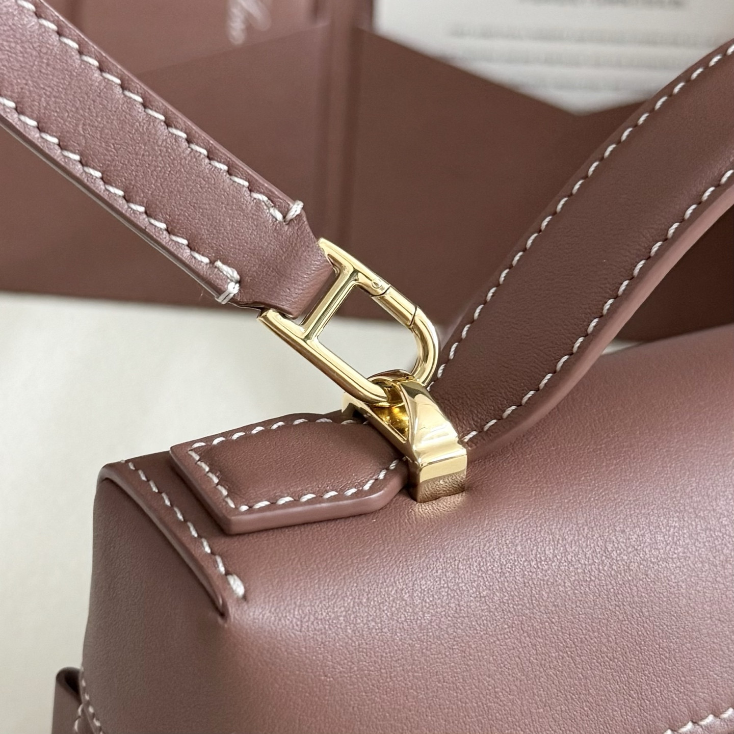 Loro Piana Extra Bag L23 23x12x7cm