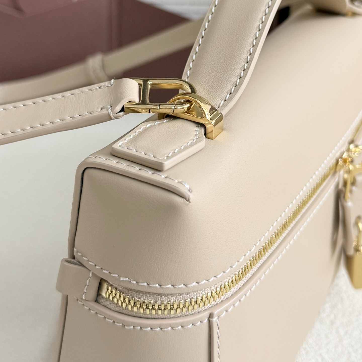 Loro Piana Extra Bag L23 23x12x7cm