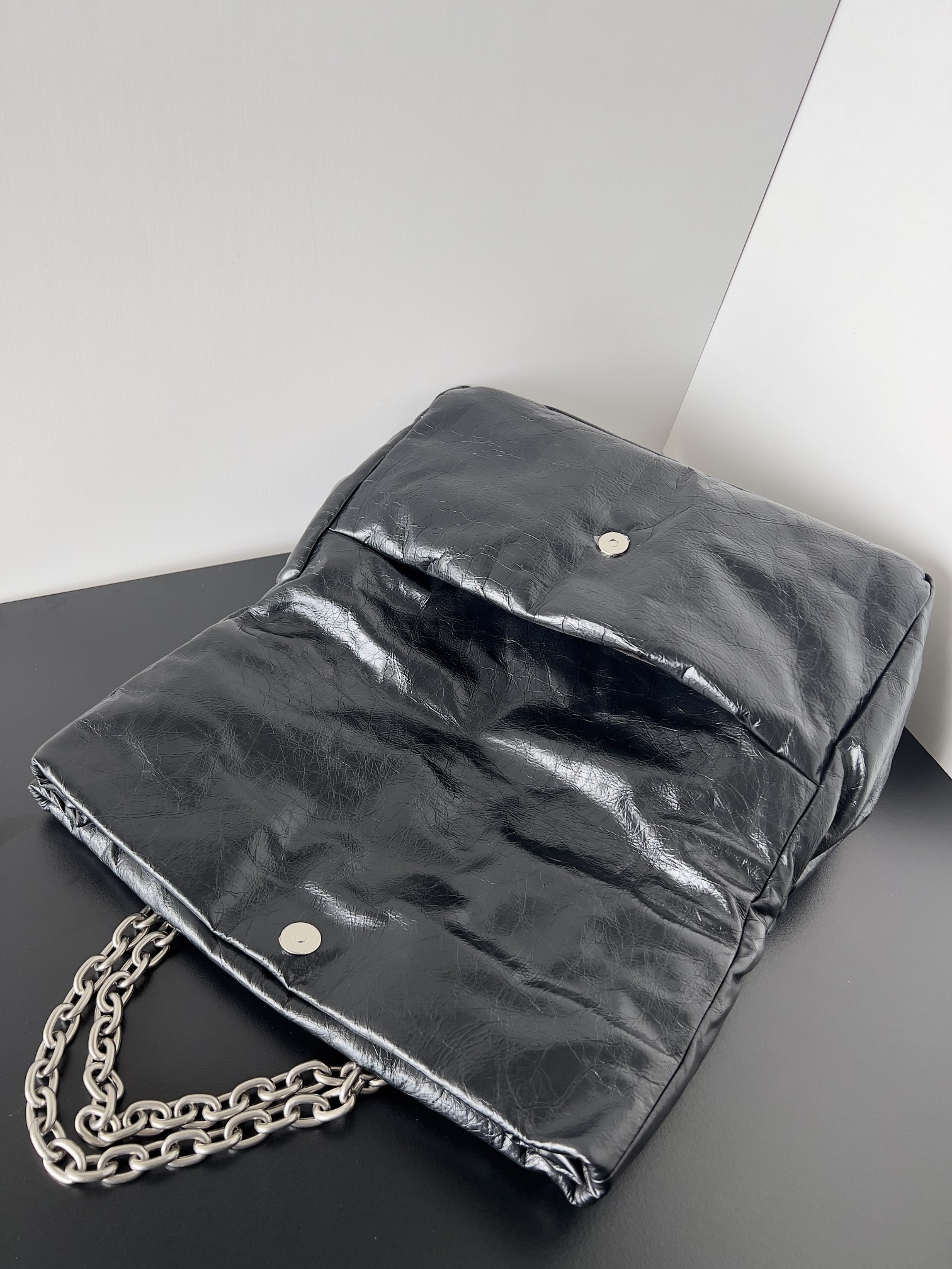 Balenciaga Monaco Chain Bag Medium 32.5x22x9.9cm