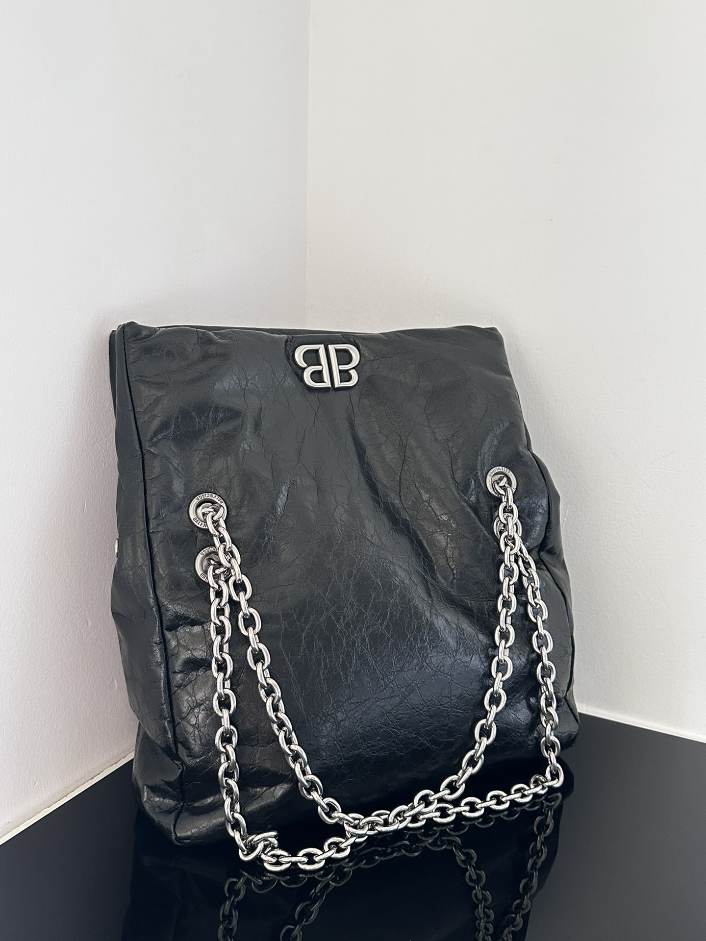Balenciaga Monaco Chain Bag Small 27.9x18x9.9cm