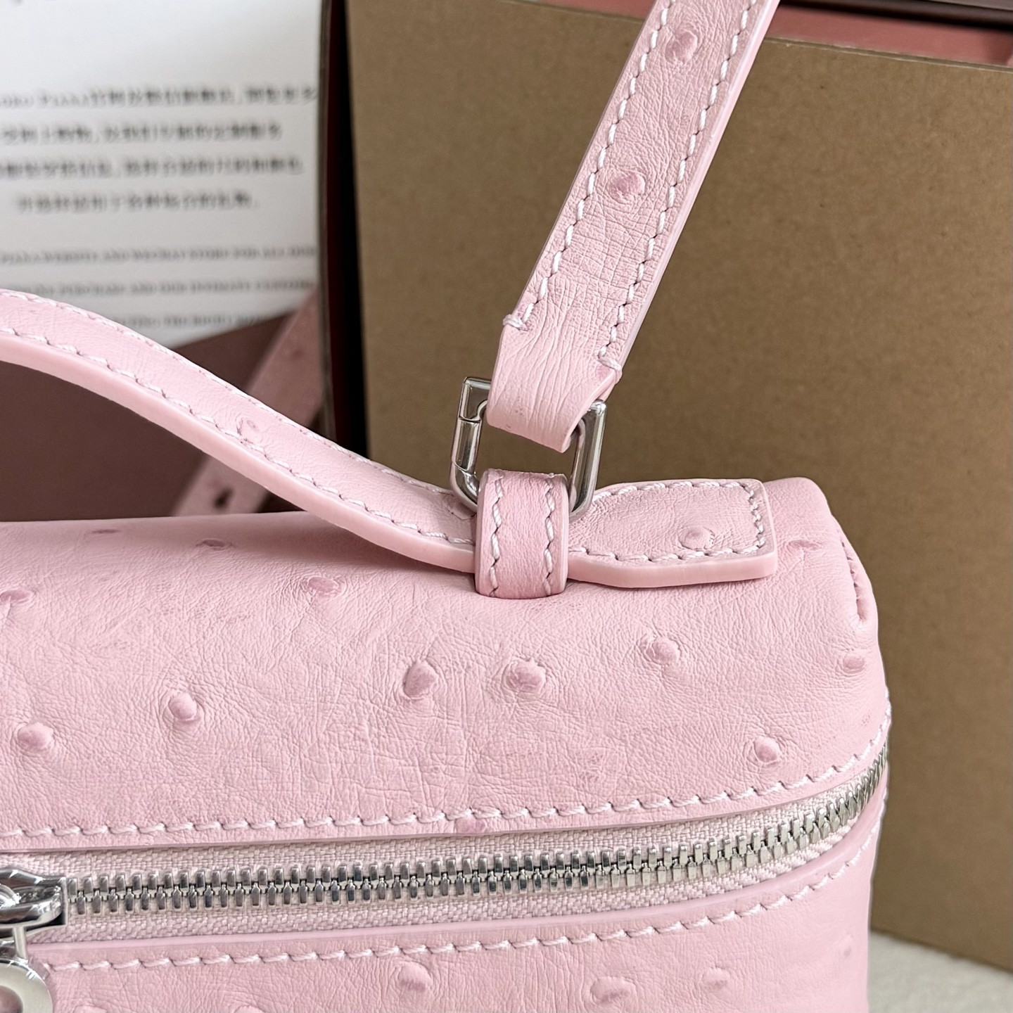 Loro Piana Extra Pocket L19 Ostrich-grained Leather 11 x 19 x 6.5 cm