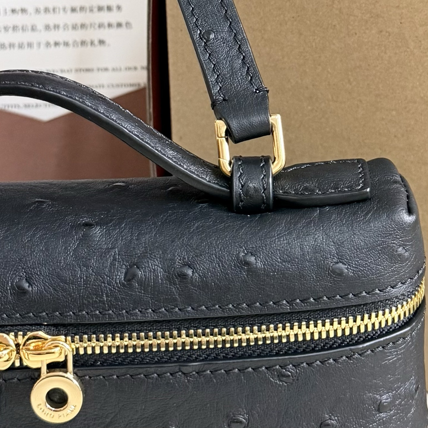 Loro Piana Extra Pocket L19 Ostrich-grained Leather 11 x 19 x 6.5 cm