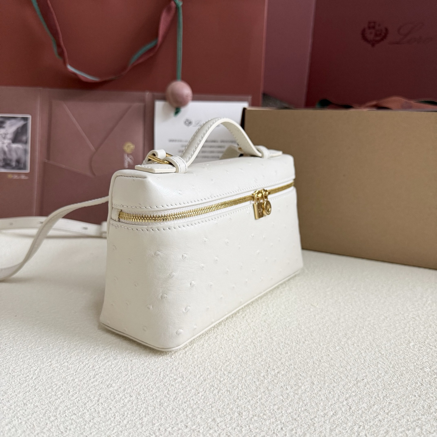 Loro Piana Extra Pocket L19 Ostrich-grained Leather 11 x 19 x 6.5 cm