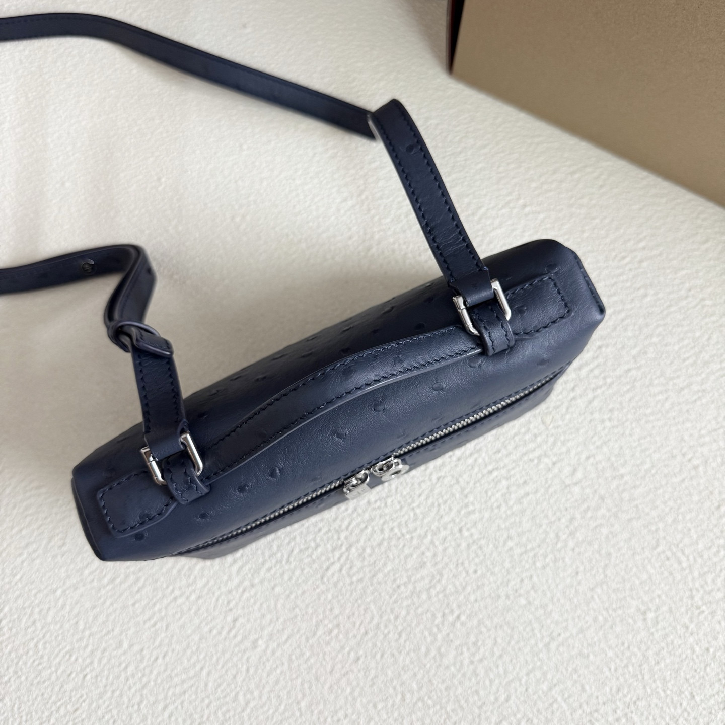 Loro Piana Extra Pocket L19 Ostrich-grained Leather 11 x 19 x 6.5 cm