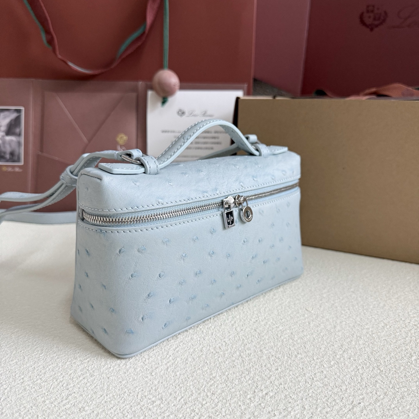 Loro Piana Extra Pocket L19 Ostrich-grained Leather 11 x 19 x 6.5 cm