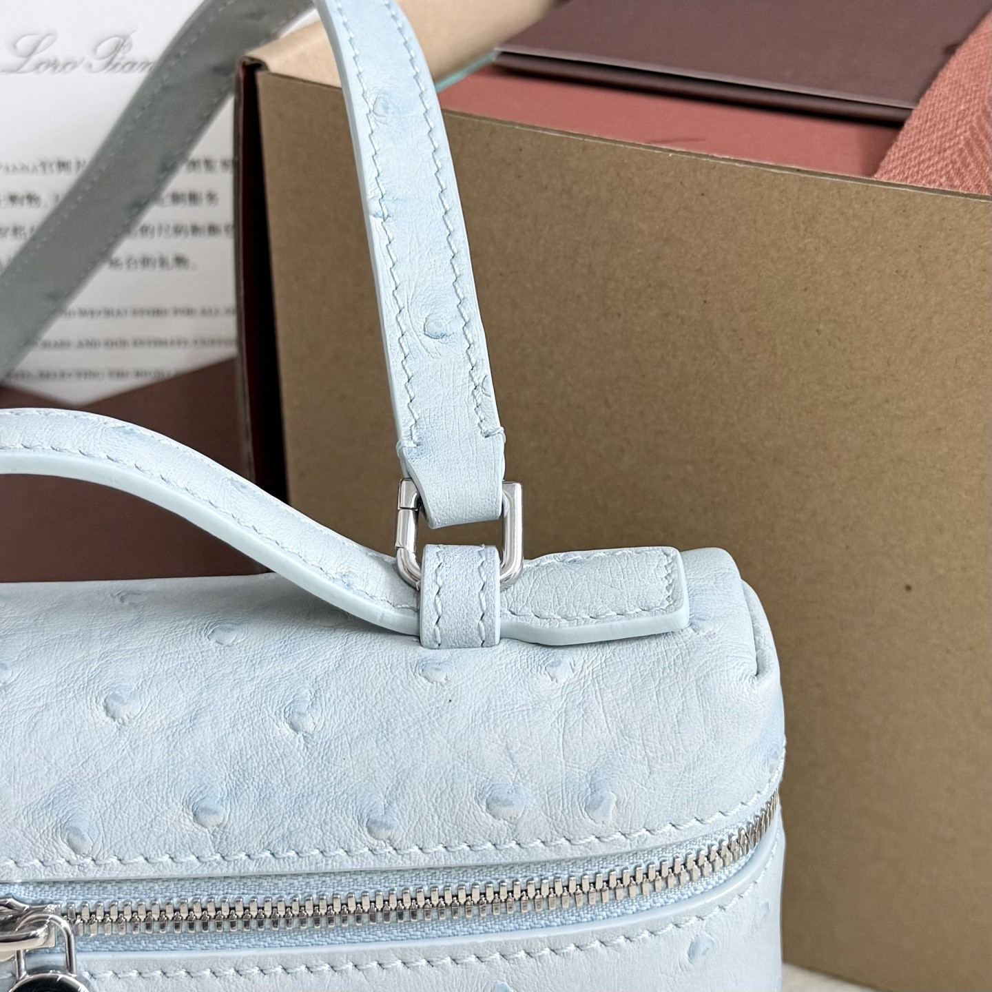 Loro Piana Extra Pocket L19 Ostrich-grained Leather 11 x 19 x 6.5 cm