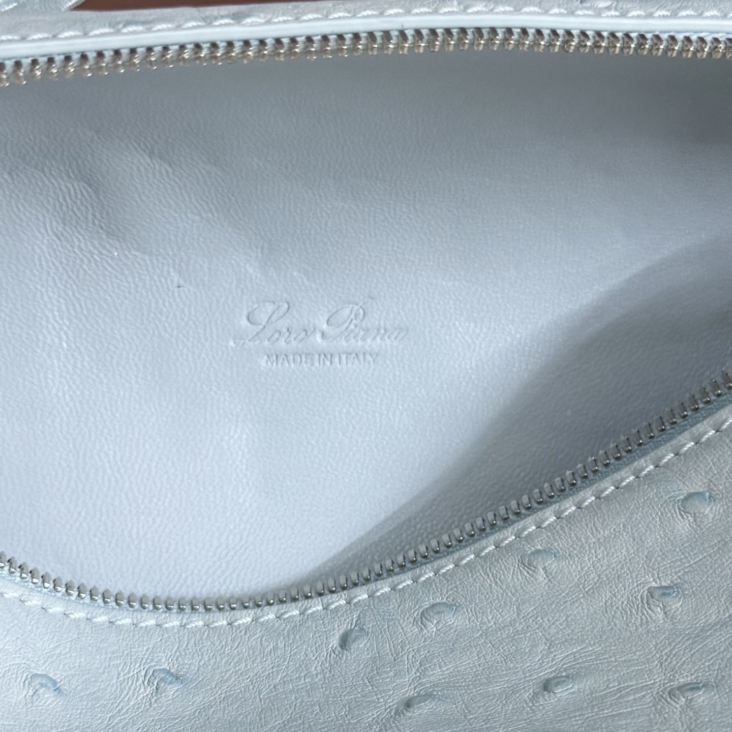 Loro Piana Extra Pocket L19 Ostrich-grained Leather 11 x 19 x 6.5 cm