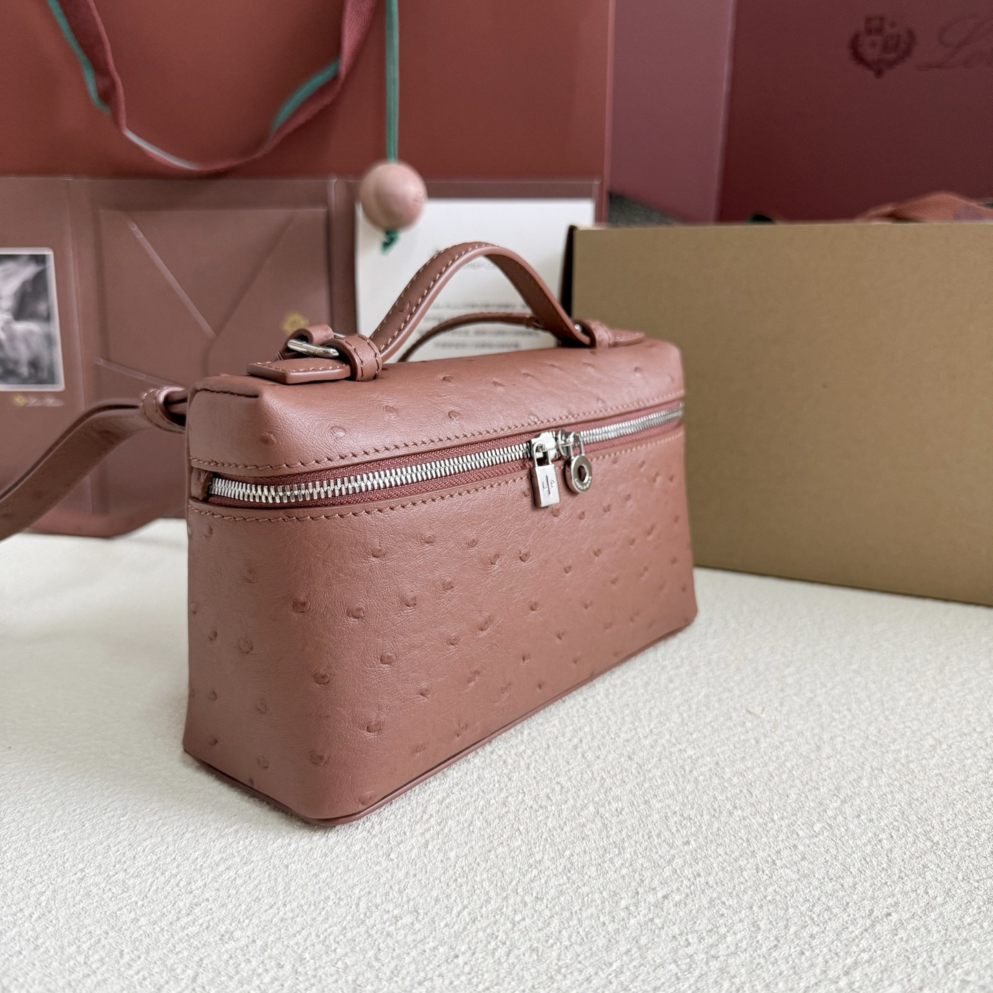 Loro Piana Extra Pocket L19 Ostrich-grained Leather 11 x 19 x 6.5 cm