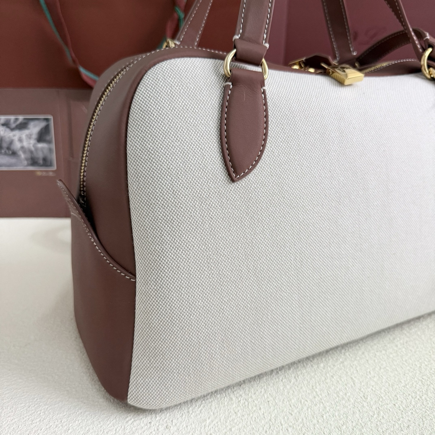 Loro Piana Needle 38x22x16cm