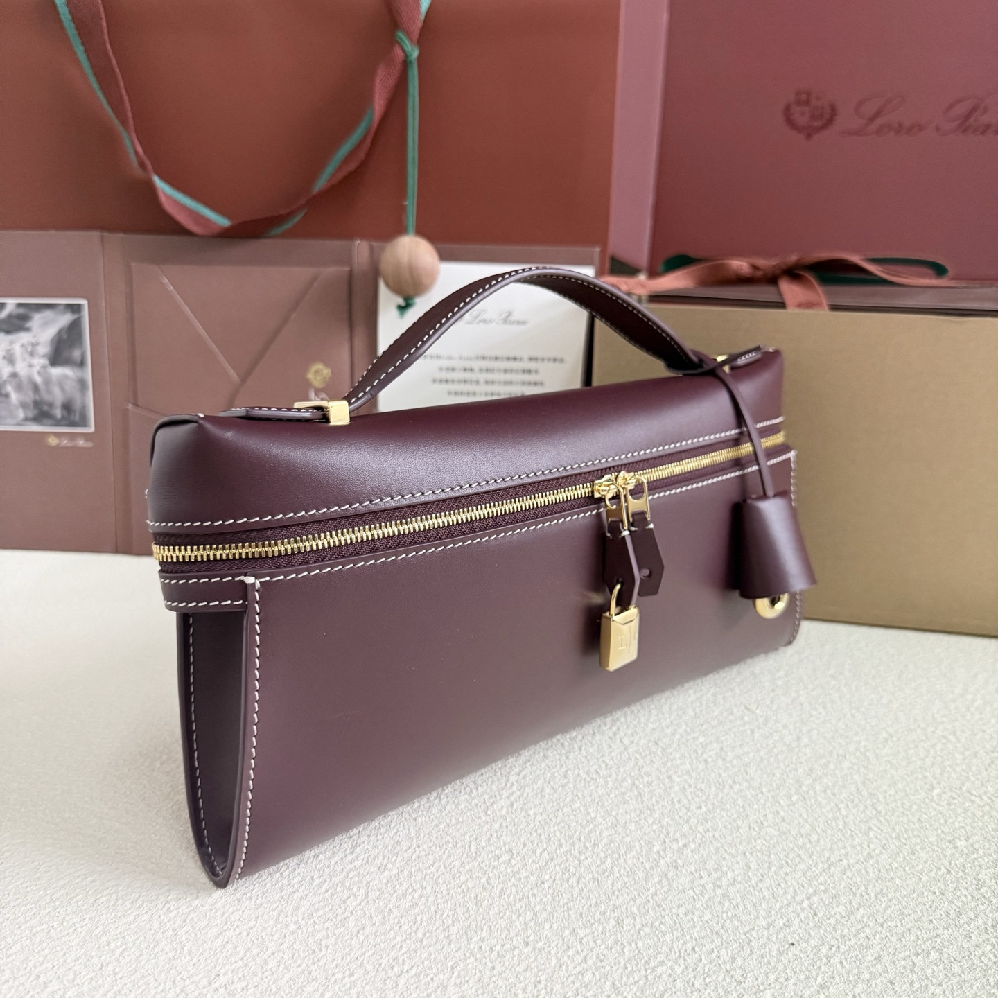 Loro Piana Extra Clutch L29 29x14x3cm