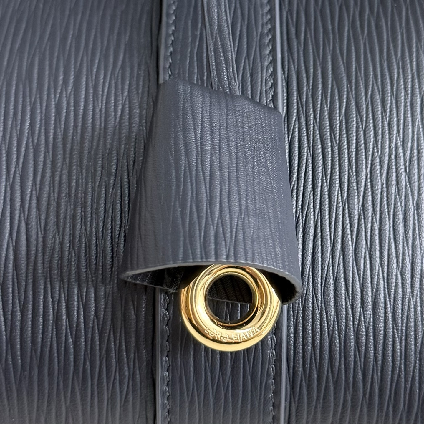 Loro Piana Loom L25 Calfskin Dark blue 25x18x12.5cm