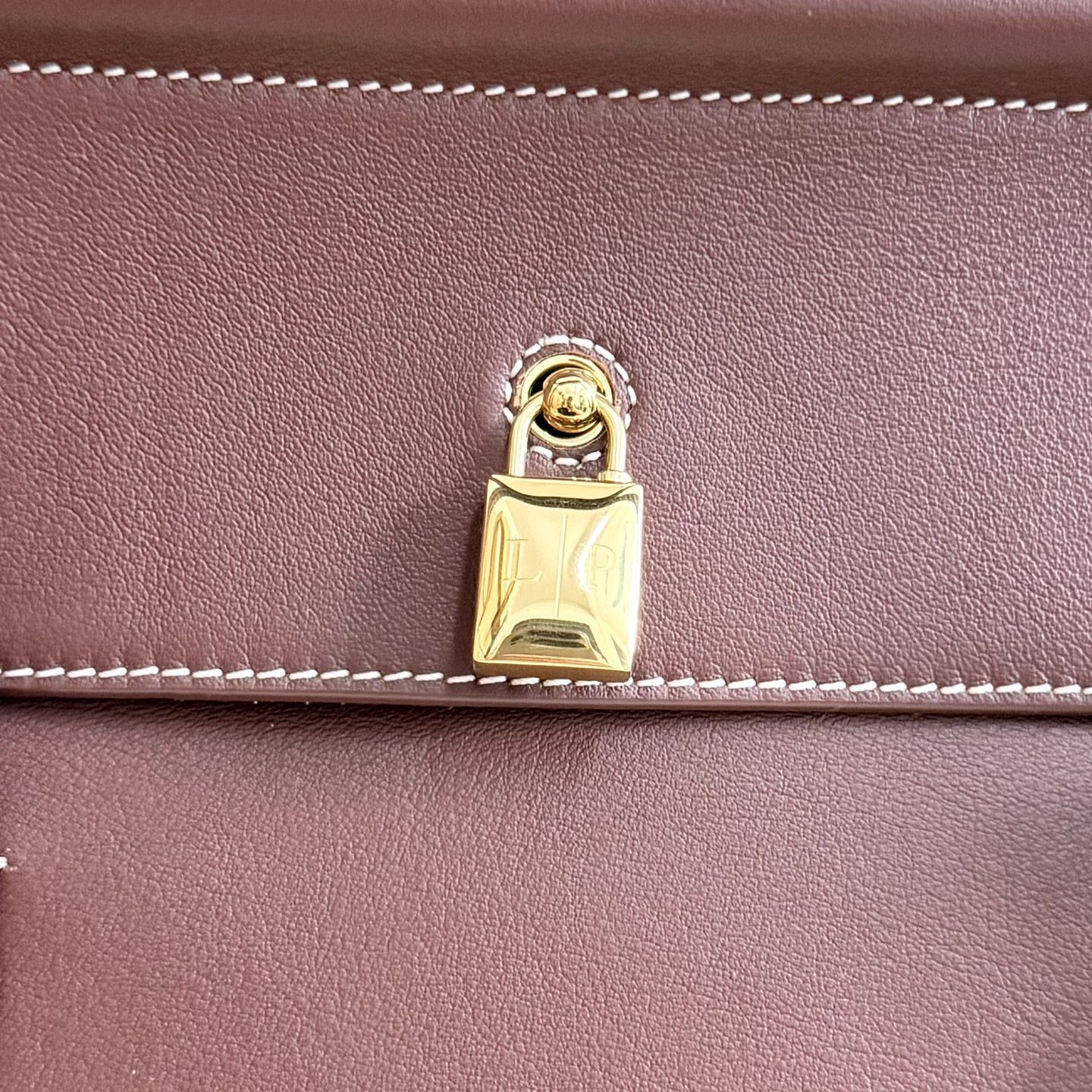 Loro Piana Loom L32 Calfskin 33x23x18cm