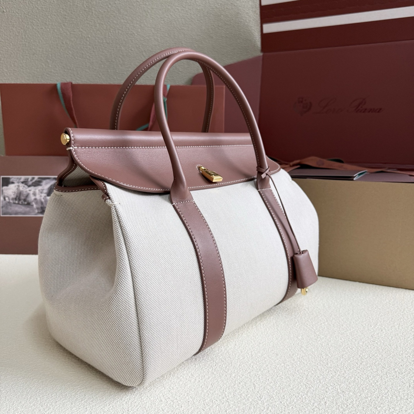 Loro Piana Loom L32 33x23x18cm